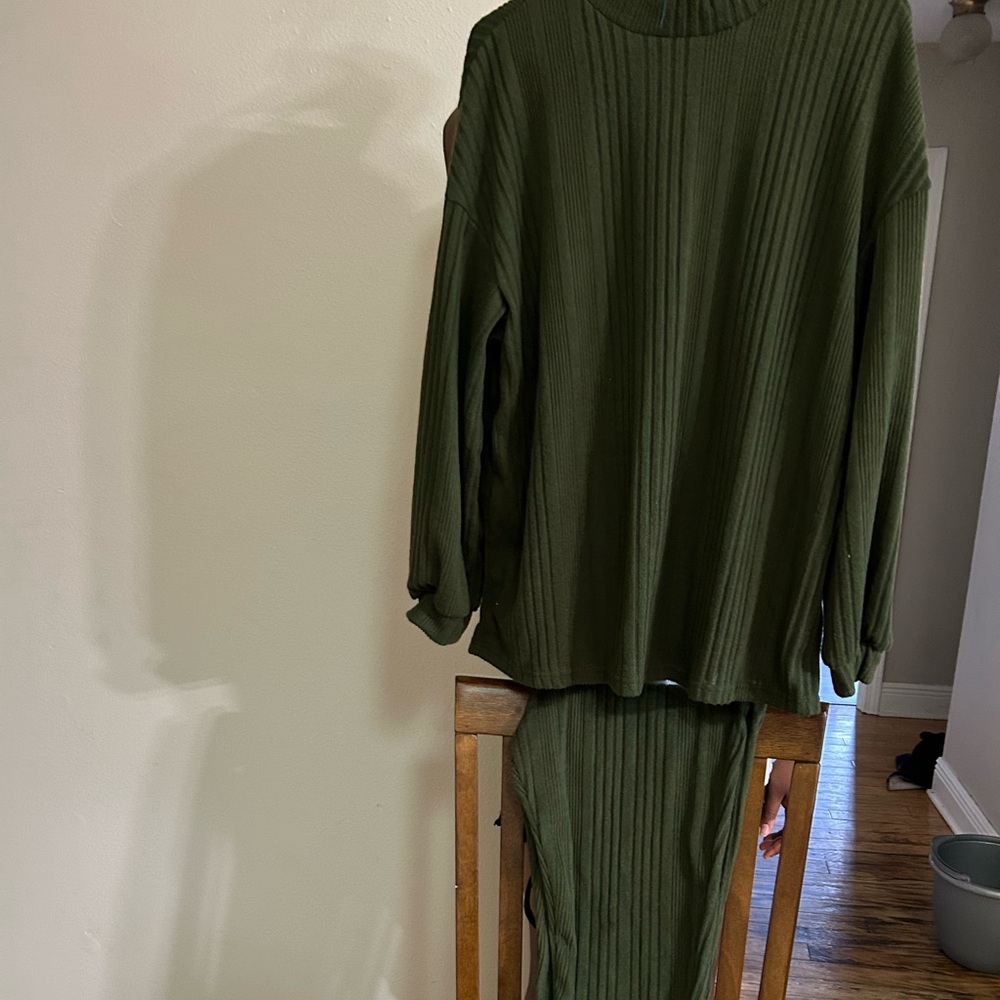 Olive Green Women's pants set.